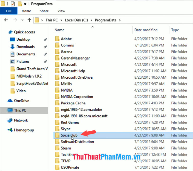Bật tính năng Show hidden file and folder trong Folder Options